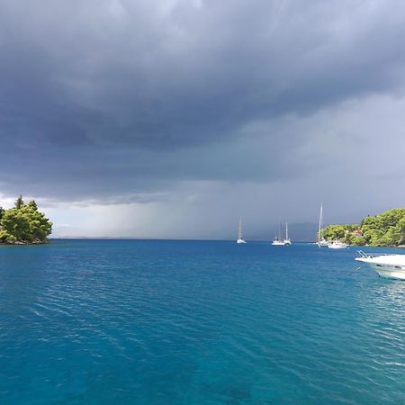 Villa Kuca Za Odmor Skalina - Sea View Splitska Esterno foto