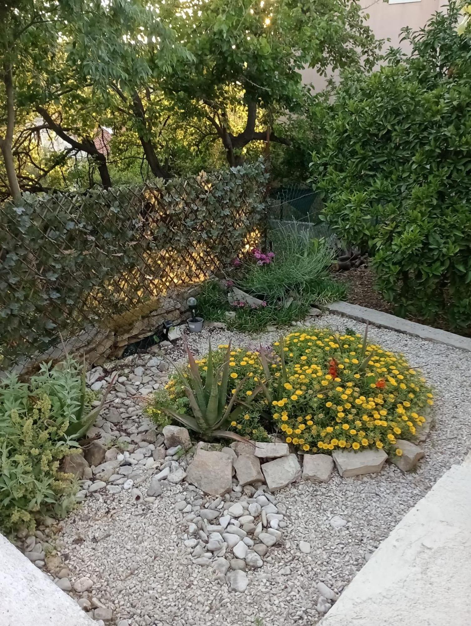 Villa Kuca Za Odmor Skalina - Sea View Splitska Esterno foto